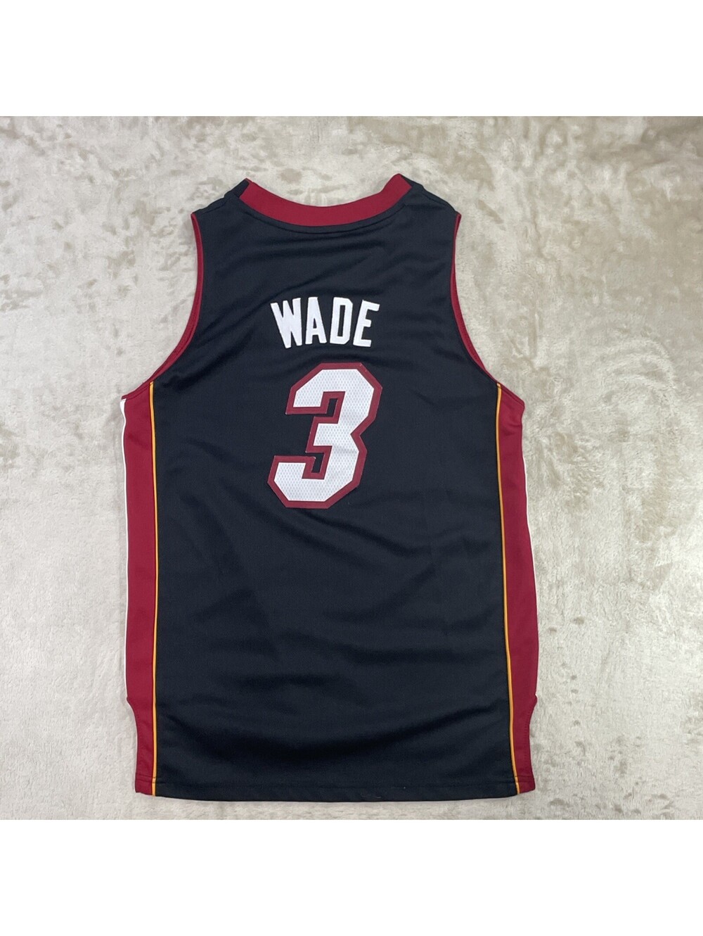 VTG Adidas NBA Miami Heat Dwyane Wade #3 Basketball Jersey Black Size M Youth